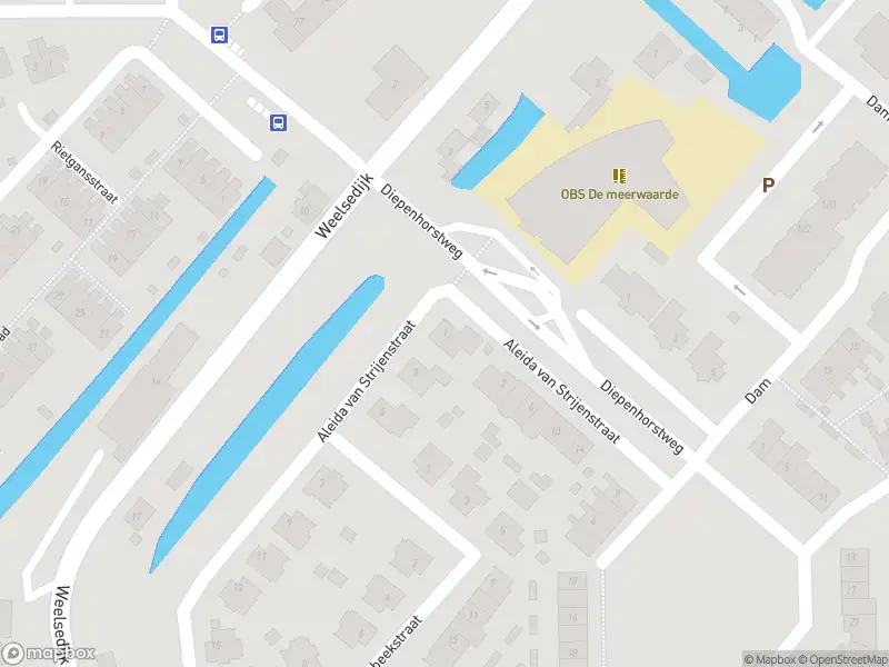 Ambulance met grote spoed naar de Aleida van Strijenstraat in Strijen