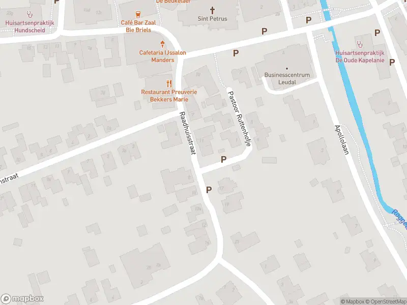 Besteld ambulance vervoer naar de Raadhuisstraat in Roggel