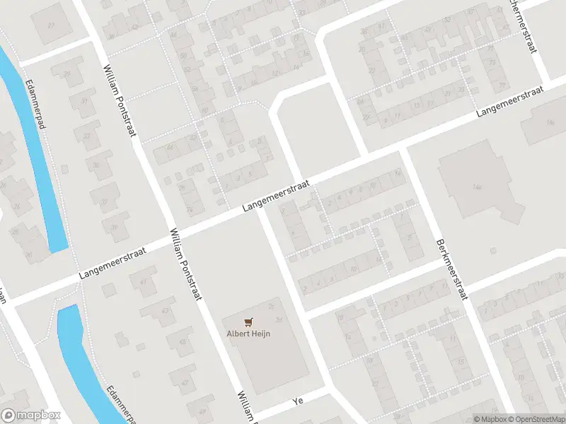 Ambulance met gepaste spoed naar de Wijkermeerstraat in Edam