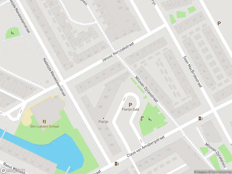 Brandweer met grote spoed naar de Patrice Lumumbastraat in Amsterdam vanwege voertuigbrand