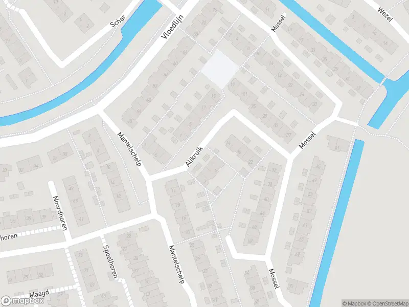 Brandweer met grote spoed naar de Alikruik in Hellevoetsluis vanwege gebouwbrand