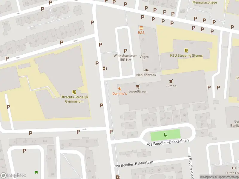 Brandweer met grote spoed naar de Ina Boudier-Bakkerhof in Utrecht vanwege voertuigbrand