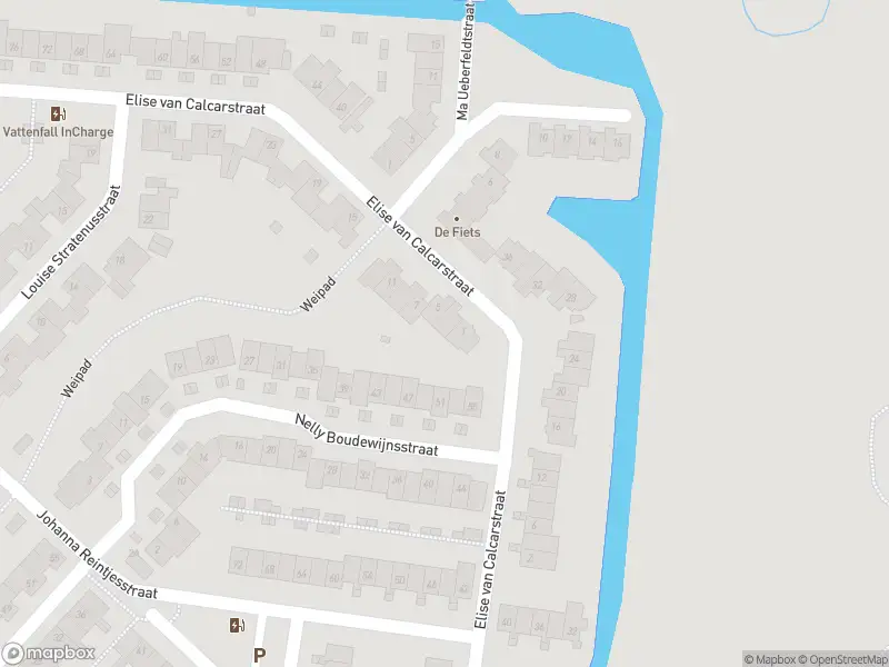 Brandweer met gepaste spoed naar de Elise van Calcarstraat in Breda