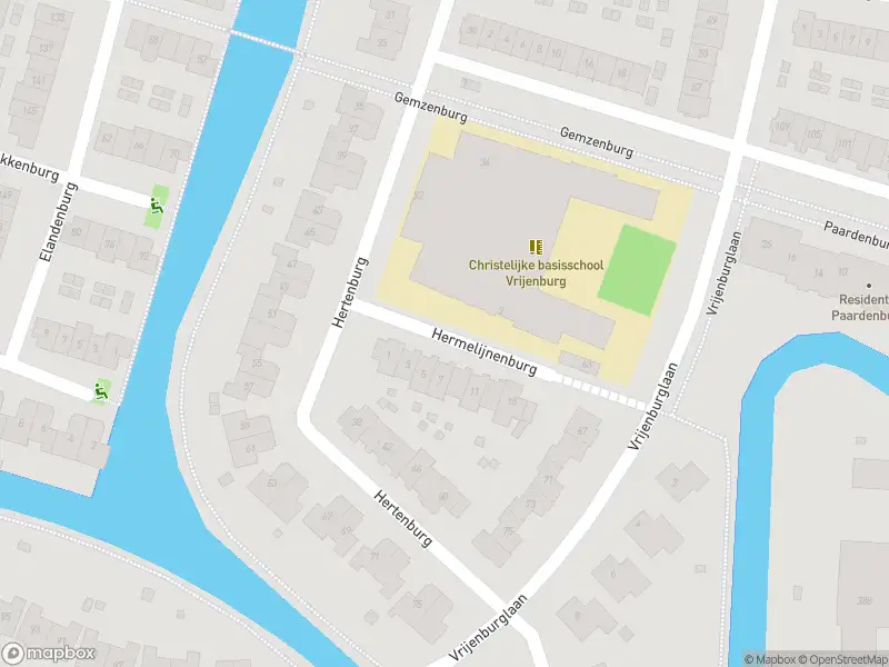 Ambulance met gepaste spoed naar de Hermelijnenburg in Barendrecht