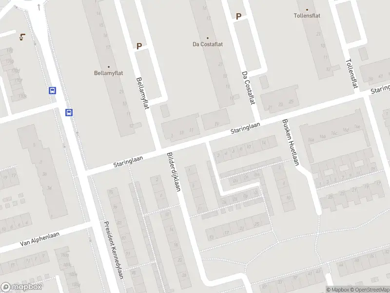 Brandweer met grote spoed naar de Staringlaan in Roosendaal vanwege voertuigbrand