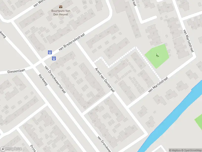 Ambulance met gepaste spoed naar de Arent van Gentstraat in Giessenburg