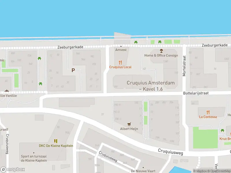 Brandweer met gepaste spoed naar de Bottelarijstraat in Amsterdam