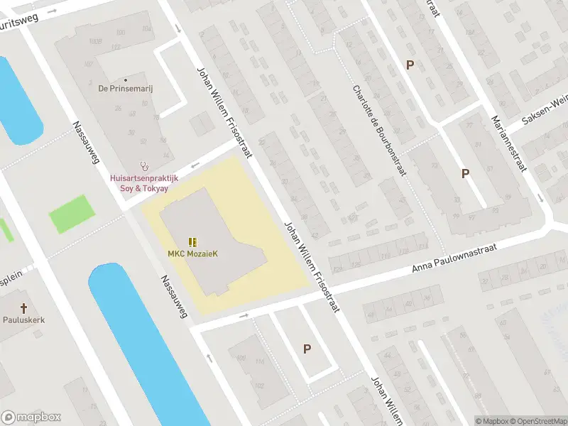 Ambulance met gepaste spoed naar de Johan Willem Frisostraat in Dordrecht