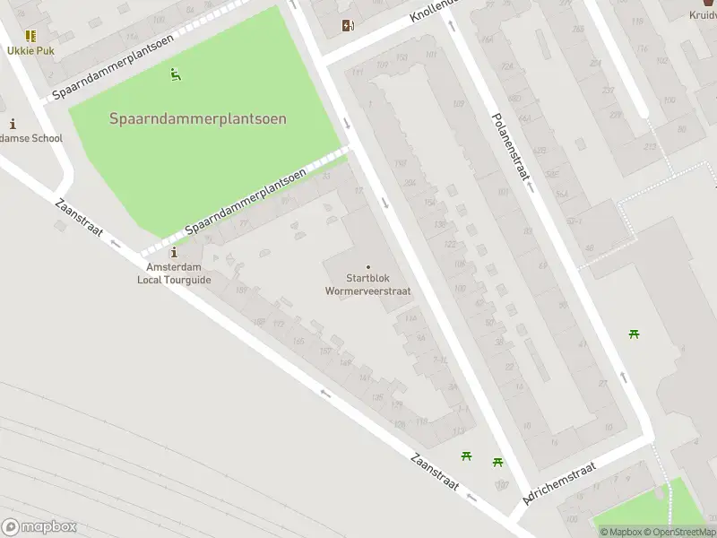 Ambulance met gepaste spoed naar de Spaarndammerstraat in Amsterdam