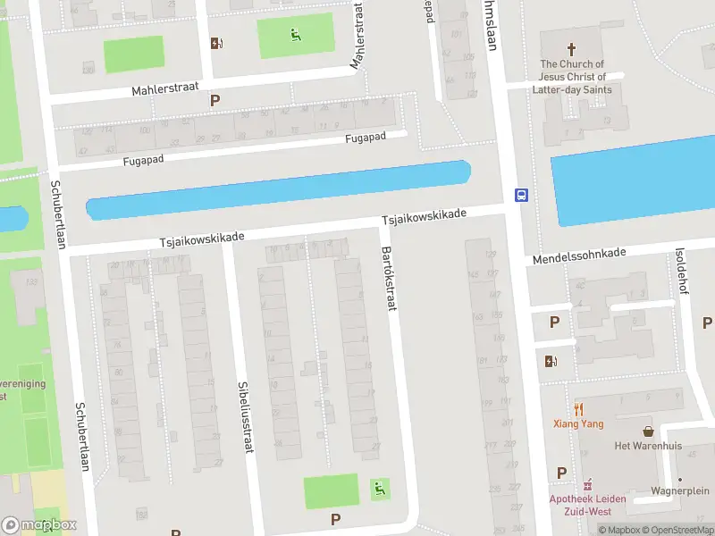 Traumahelikopter met grote spoed naar de Bartókstraat in Leiden