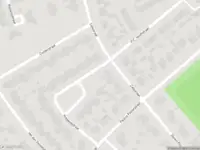 Brandweer met grote spoed naar de Huygensstraat in Goor