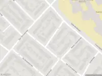 Brandweer met grote spoed naar de Aart van der Leeuwstraat in Etten-Leur vanwege voertuigbrand