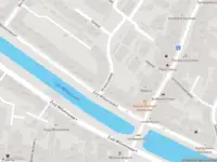 Brandweer met gepaste spoed naar de Krommeweg in 's-Hertogenbosch vanwege een buitenbrand