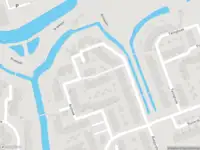 Ambulance met grote spoed naar de Eendenhoek in Spijkenisse