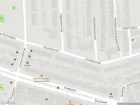 Brandweer met gepaste spoed naar de Hugo de Grootplein in Eindhoven vanwege een buitenbrand