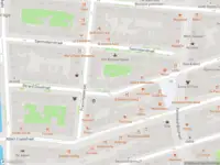 Ambulance met gepaste spoed naar de Saffierstraat in Amsterdam