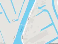 Ambulance met grote spoed naar de Broekkade in Schiedam