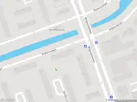 Ambulance met gepaste spoed naar de Meidoornsingel in Rotterdam