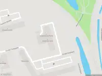 Ambulance met grote spoed naar de Cordell Hullplaats in Rotterdam