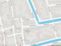 Ambulance met gepaste spoed naar de Eilandsgracht in Edam