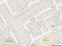 Ambulance met grote spoed naar de Marijkelaan in Melissant