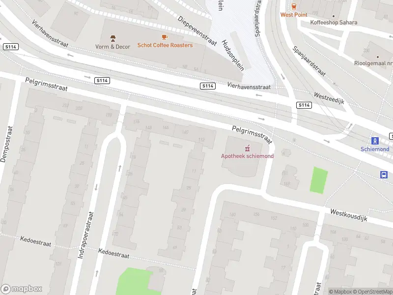 Ambulance met gepaste spoed naar de Slamatstraat in Rotterdam