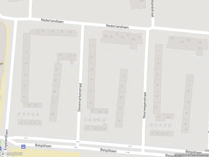 Brandweer met gepaste spoed naar de Schotlandstraat in Haarlem vanwege een liftopsluiting