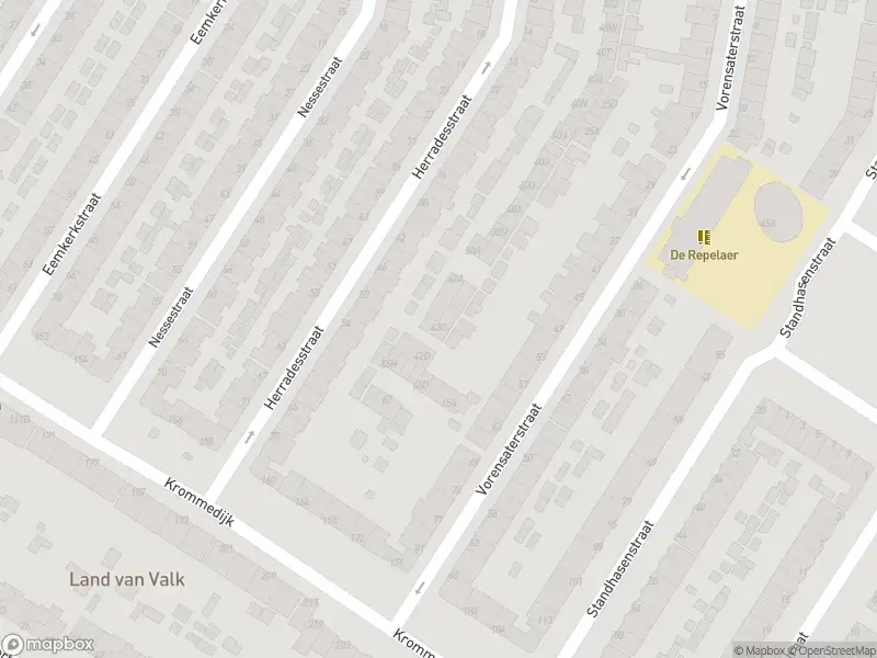 Ambulance met gepaste spoed naar de Herradesstraat in Dordrecht