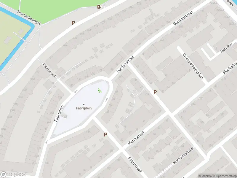 Ambulance met gepaste spoed naar de Fabriplein in Schiedam