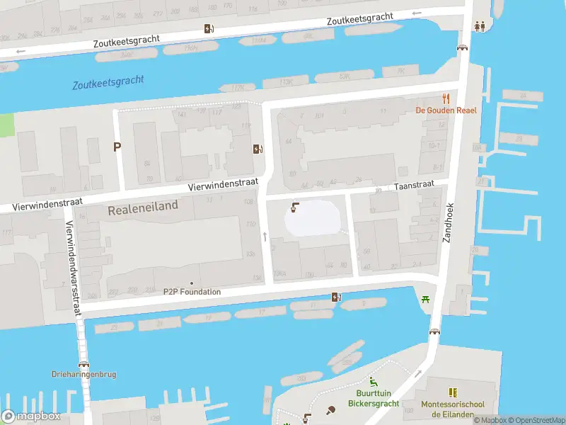 Ambulance met gepaste spoed naar de Taandwarsstraat in Amsterdam