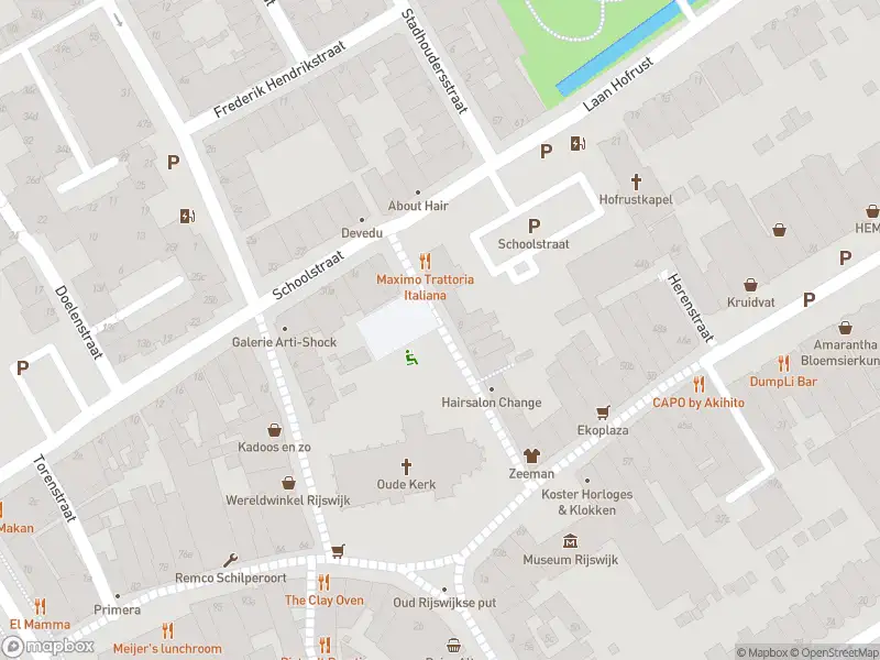 Ambulance met grote spoed naar de Tollensstraat in Rijswijk