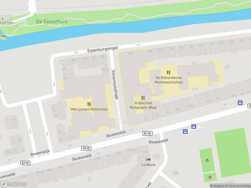 Ambulance met gepaste spoed naar de Velsenluststraat in Rotterdam