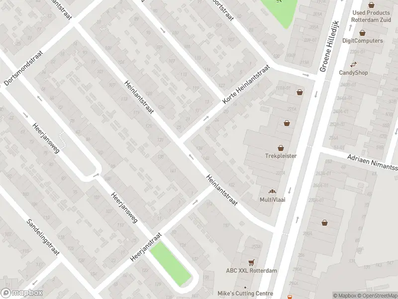 Ambulance met gepaste spoed naar de Heinlantstraat in Rotterdam