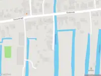 Ambulance met grote spoed naar de Herenlaan in Wormer