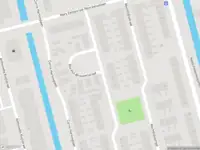 Ambulance met grote spoed naar de Riet Hof-Brouwerstraat in Rotterdam