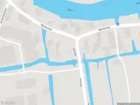 Ambulance met gepaste spoed naar de Veerweg in Oud-Alblas