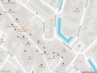 Ambulance met grote spoed naar de Frans Halsstraat in Sliedrecht