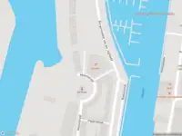 Ambulance met gepaste spoed naar de Burgemeester van der Jagtkade in Hellevoetsluis