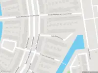 Ambulance met gepaste spoed naar de Lotte Beesestraat in Spijkenisse