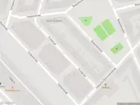 Ambulance met grote spoed naar de Puntstraat in Rotterdam