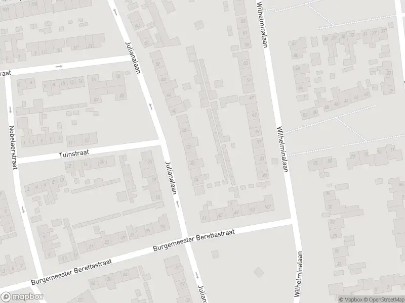 Brandweer met gepaste spoed naar de Markt in Etten-Leur vanwege afhijsen patient