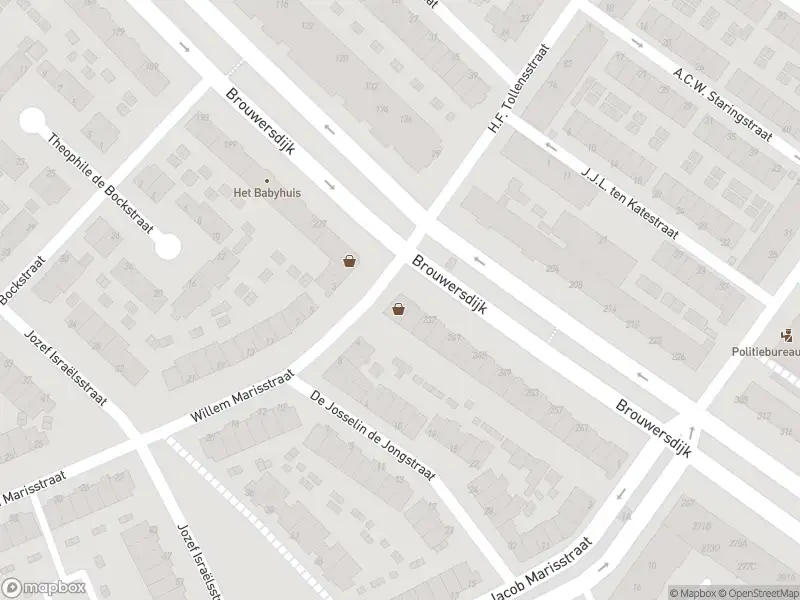 Ambulance met gepaste spoed naar de Willem Marisstraat in Dordrecht