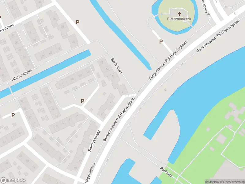 Ambulance met gepaste spoed naar de Bachstraat in Zwijndrecht