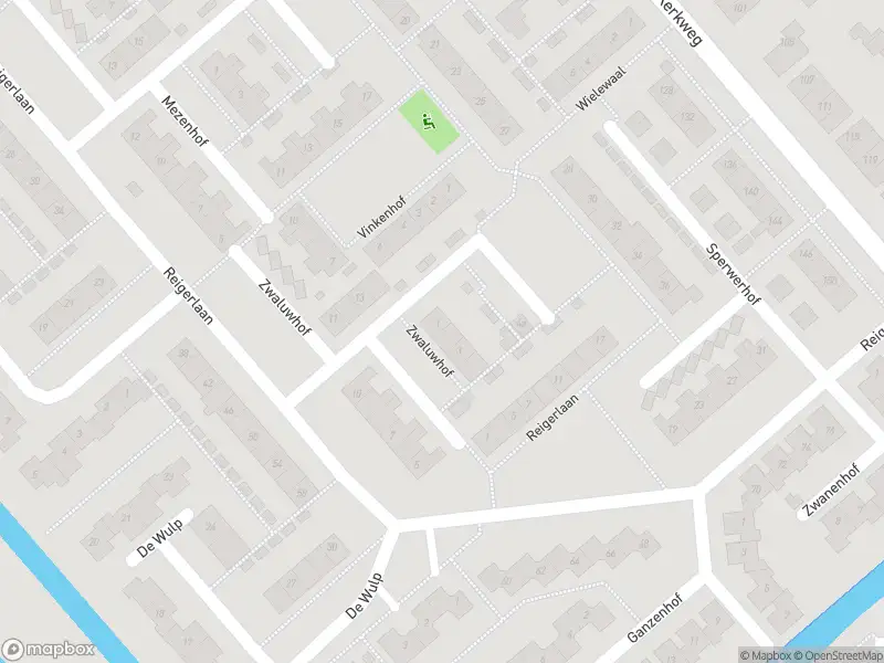 Brandweer met grote spoed naar de Zwaluwhof in Ouderkerk aan den IJssel vanwege gebouwbrand