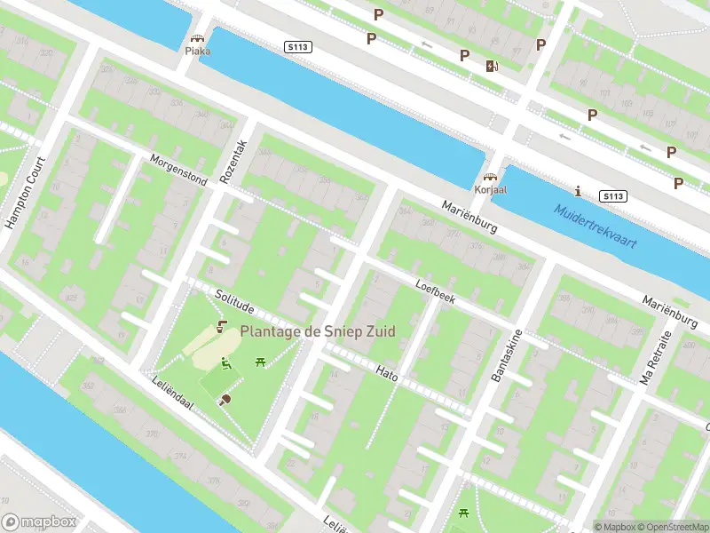 Ambulance met grote spoed naar de Stoelmanseiland in Diemen