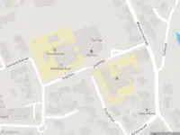 Brandweer met grote spoed naar de Jeugdlaan in Beesd vanwege gebouwbrand