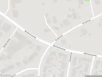 Brandweer met gepaste spoed naar de Dennenstraat in Nijmegen vanwege afgaan automatisch brandalarm