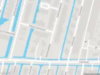 Ambulance met grote spoed naar de Hendrik Sweijsstraat in Rotterdam