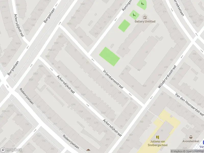 Ambulance met grote spoed naar de Vrijenbansestraat in Rotterdam