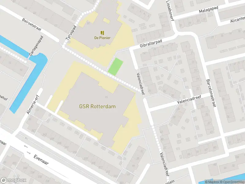 Traumahelikopter naar de Valenciadreef in Rotterdam